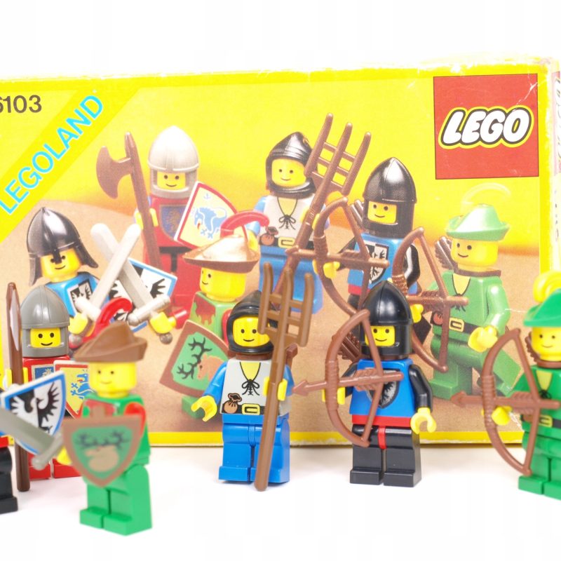 LEGO Castle Supplemental 6103 Castle Mini Figures Lata 80 Legoland
